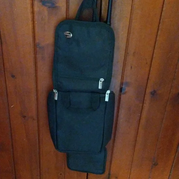 American Tourister toiletry bag - Picture 7 of 7